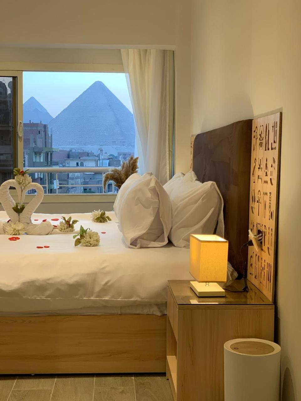 Khufu Pyramids Inn Nazlet el-Sîsi Esterno foto