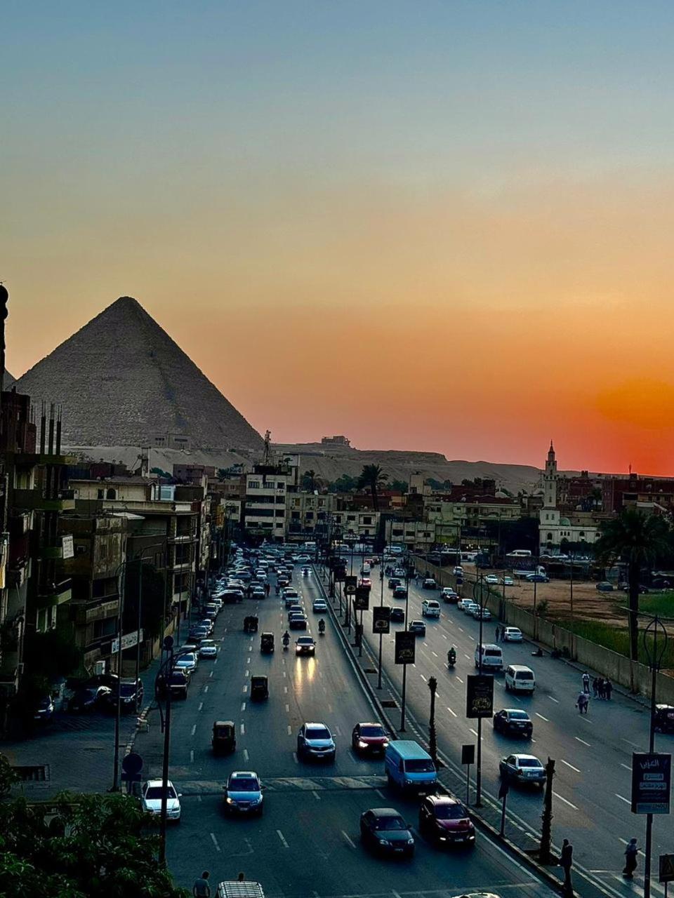 Khufu Pyramids Inn Nazlet el-Sîsi Esterno foto