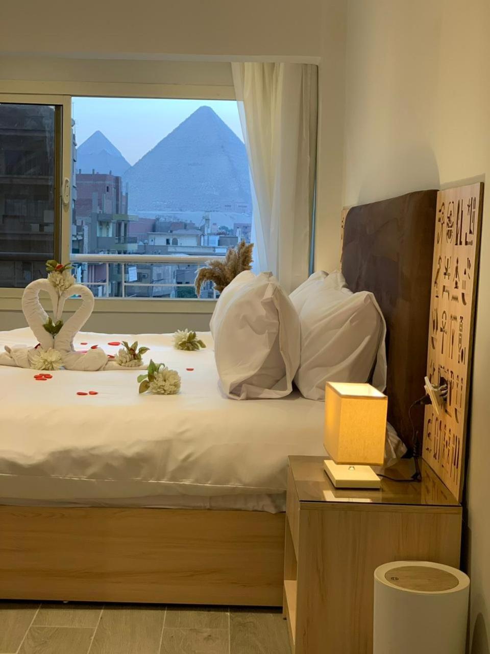 Khufu Pyramids Inn Nazlet el-Sîsi Esterno foto