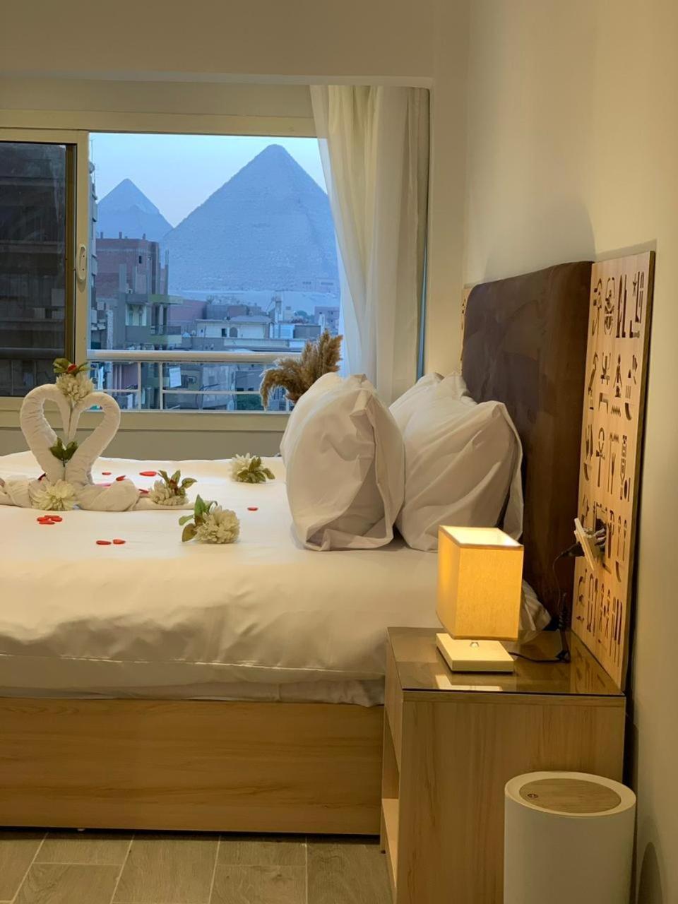 Khufu Pyramids Inn Nazlet el-Sîsi Esterno foto